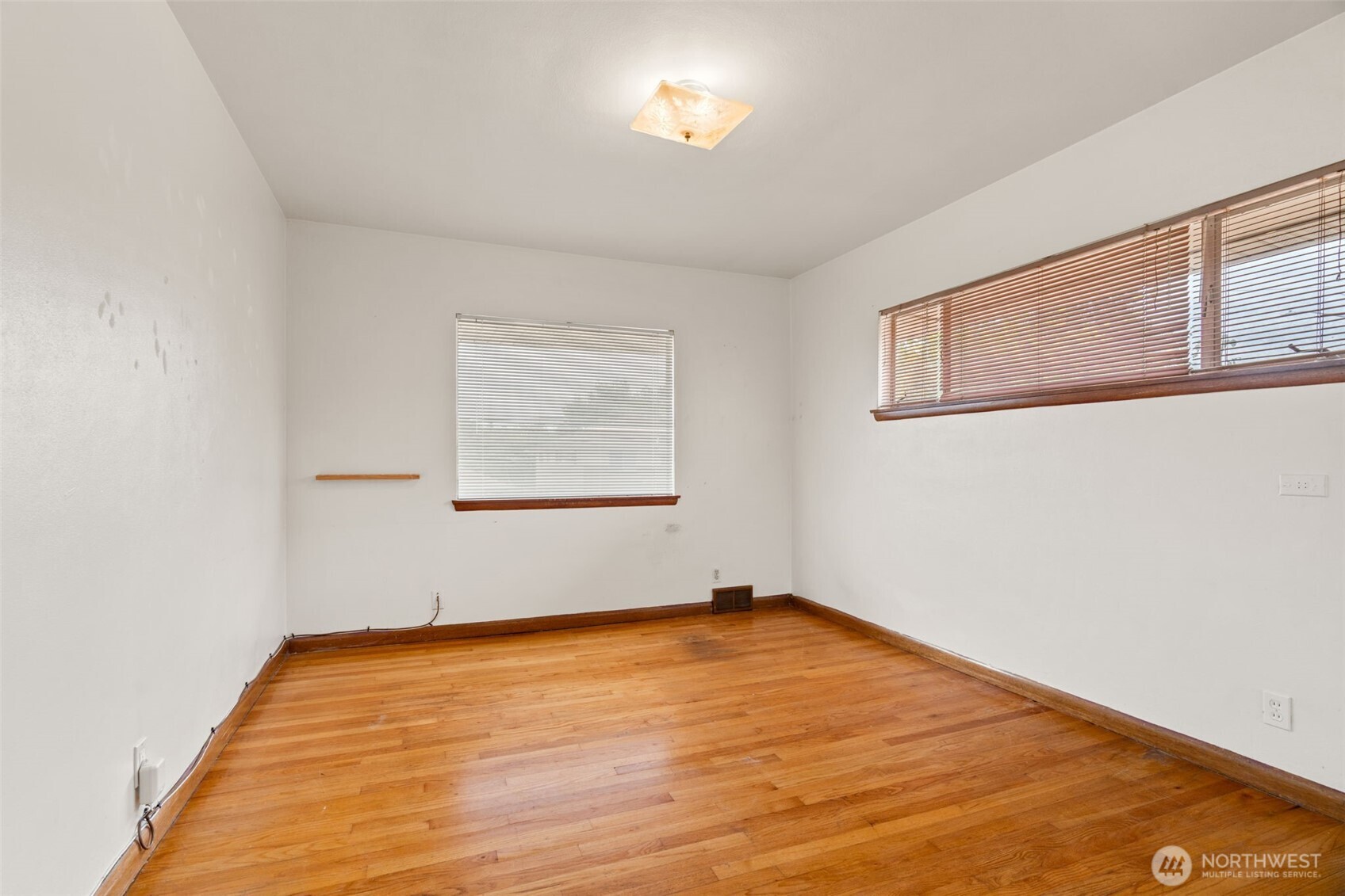 2117 South Bayview Street Seattle, WA 98144 - Photo 12 of 29 Gallery Image 12