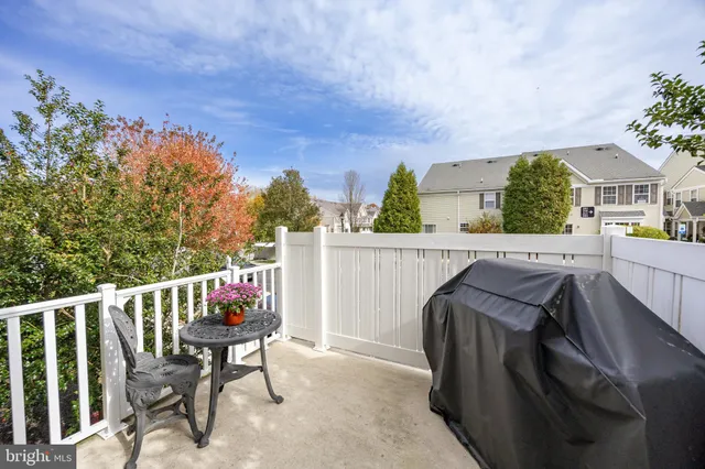 $425,000 | 19 Granite Lane, Unit 4, Chester Springs, PA 19425