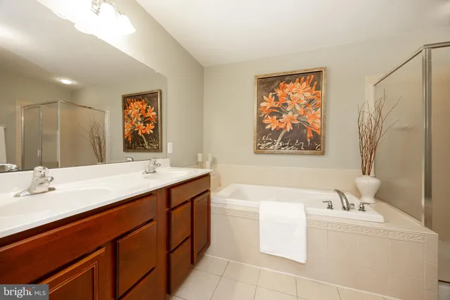 $425,000 | 19 Granite Lane, Unit 4, Chester Springs, PA 19425