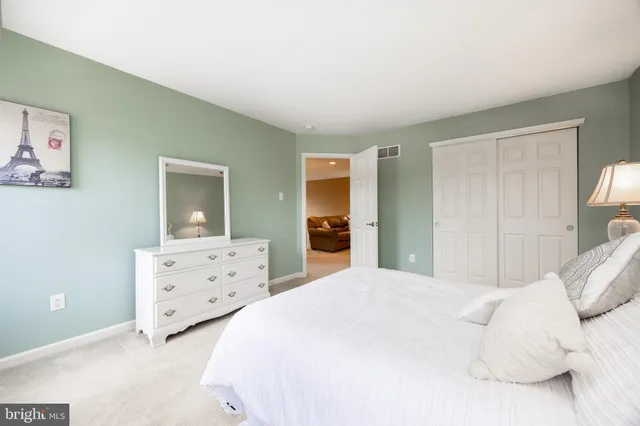 $425,000 | 19 Granite Lane, Unit 4, Chester Springs, PA 19425