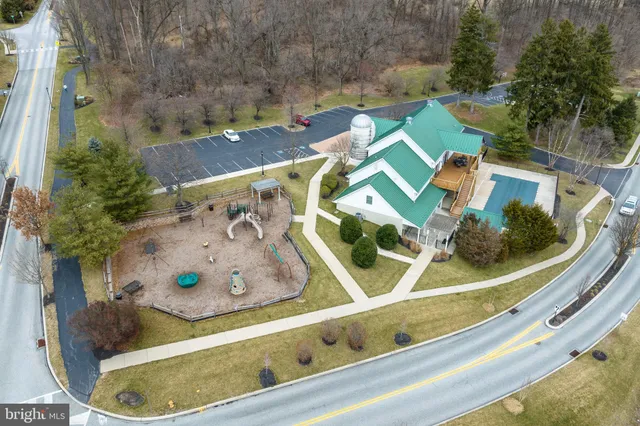 $425,000 | 19 Granite Lane, Unit 4, Chester Springs, PA 19425