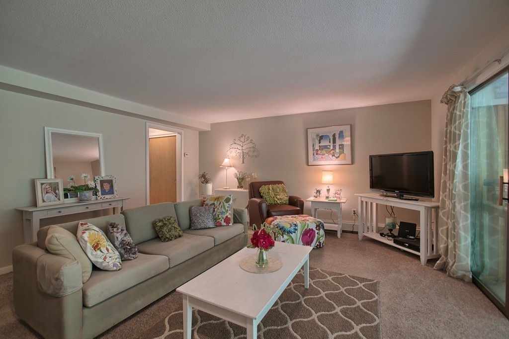 370 Great Road, Unit 7 Acton, MA 01720 - Photo 3 of 18 Gallery Image 3