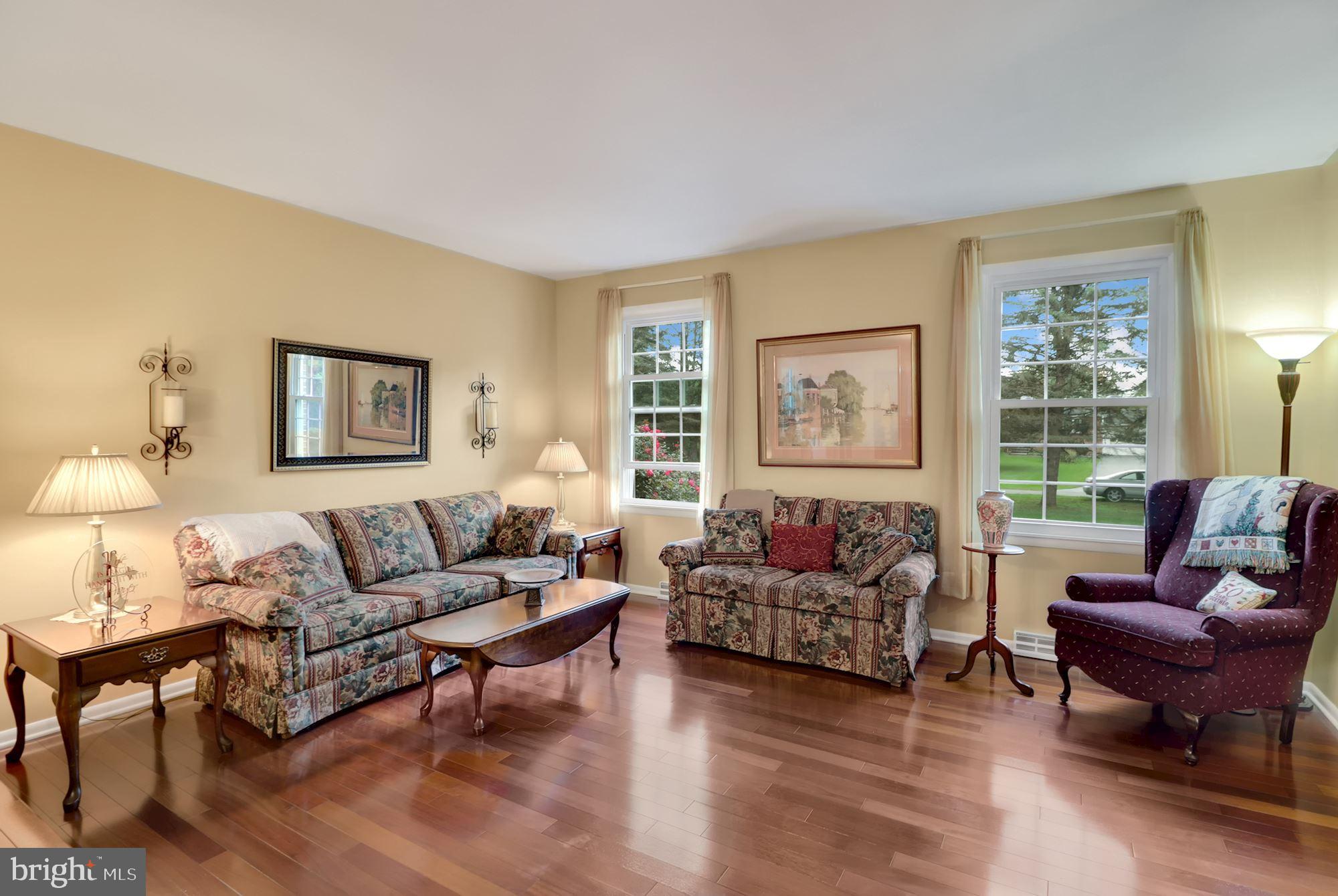 2508 Braddock Road Mount Airy, MD 21771 - Photo 5 of 30 Main level living room with hardwood floors.