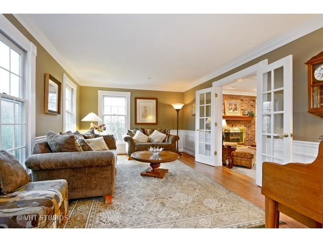 5224 Hilltop Road Long Grove, IL 60047 - Photo 3 of 25