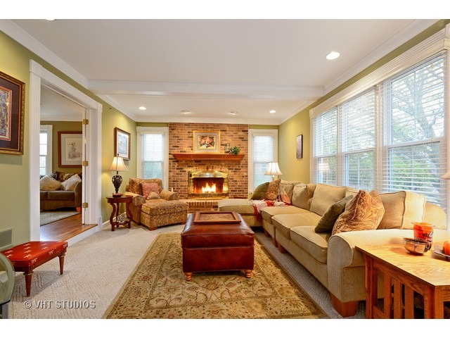 5224 Hilltop Road Long Grove, IL 60047 - Photo 9 of 25