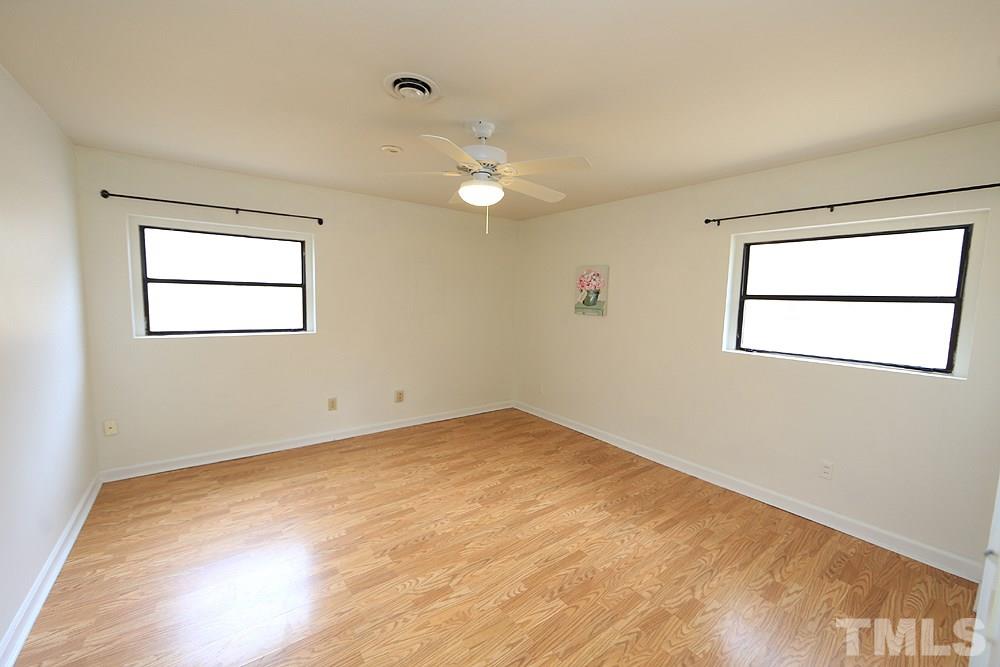 300 Barclay Road Chapel Hill, NC 27516 - Photo 10 of 12