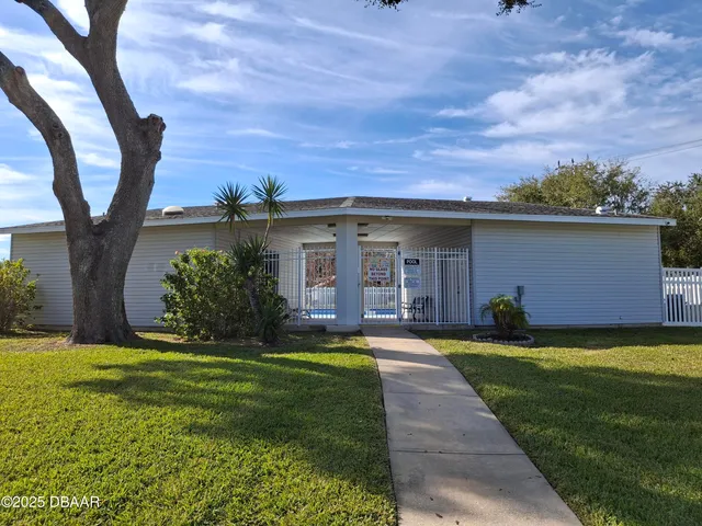 $1,600 | 804 Deer Springs Road, Port Orange, FL 32129