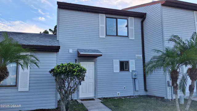 $1,600 | 804 Deer Springs Road, Port Orange, FL 32129