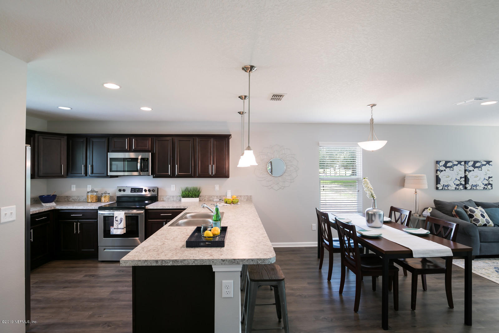 1725 Lilly Road East Jacksonville, FL 32207 - Photo 13 of 16 16_2P5A5733Edit_mls