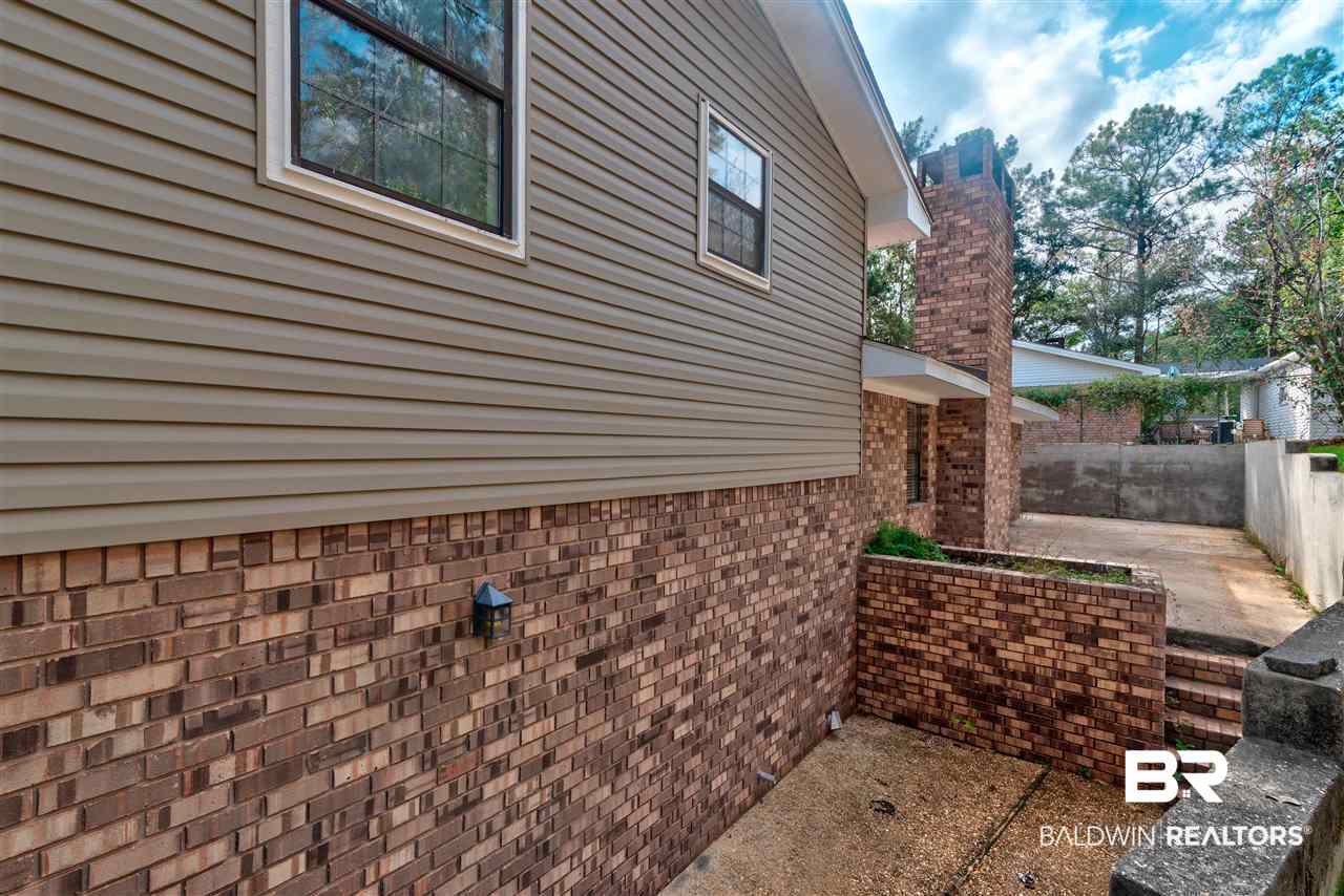 333 Ridgewood Drive Daphne, AL 36526 - Photo 24 of 29