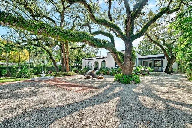 $4,000,000 | 1702 Espanola Drive, Miami, FL 33133