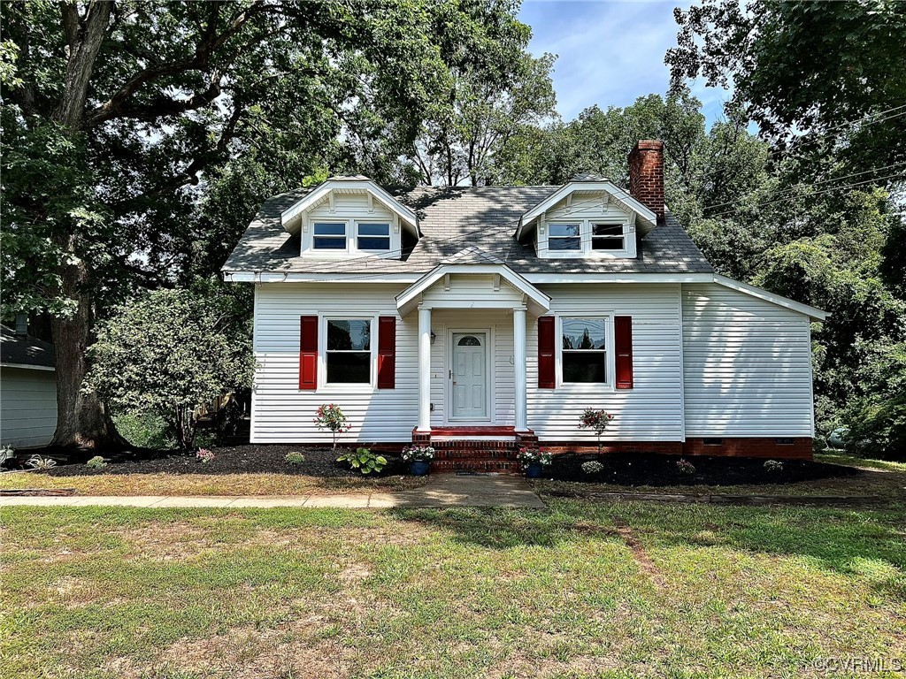 4600 Centralia Road Chester, VA 23831 - Photo 1 of 32 View of front of home with a front lawn