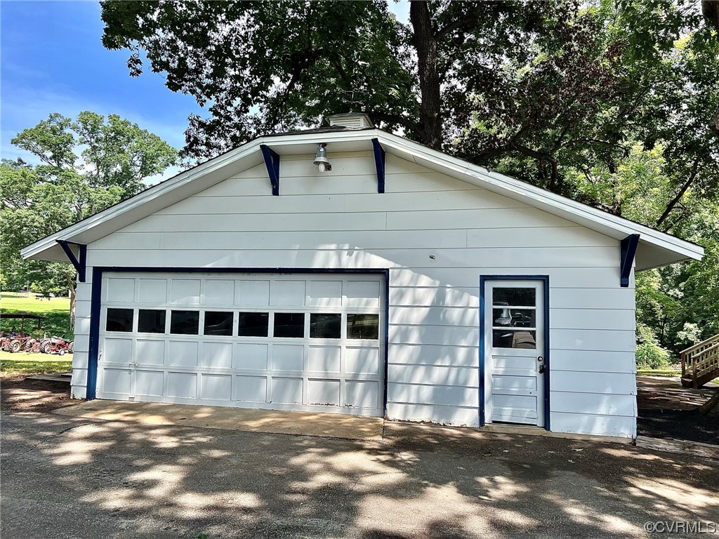 4600 Centralia Road Chester, VA 23831 - Photo 2 of 32 Exterior space featuring garage