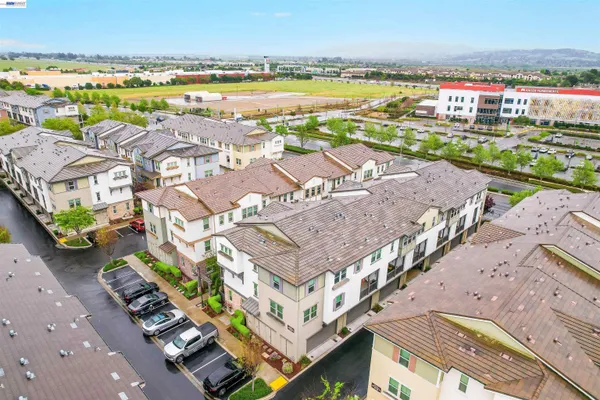 $1,074,999 | 3132 Aran Way, Dublin, CA 94568