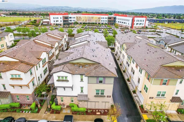 $1,074,999 | 3132 Aran Way, Dublin, CA 94568