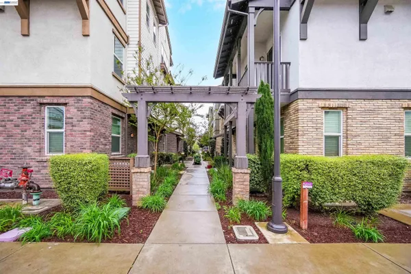 $1,074,999 | 3132 Aran Way, Dublin, CA 94568