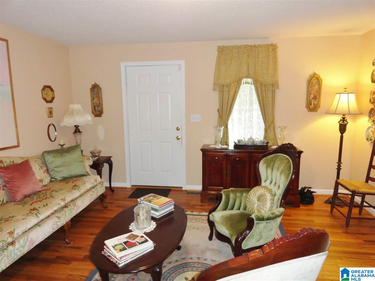 4407 Maple Circle Adamsville, AL 35005 - Photo 3 of 30