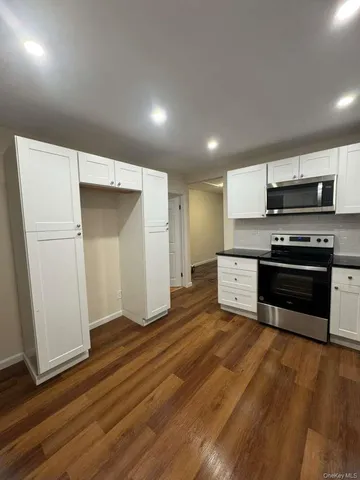 $399,000 | 62 Orchid Drive, Mastic Beach, NY 11951