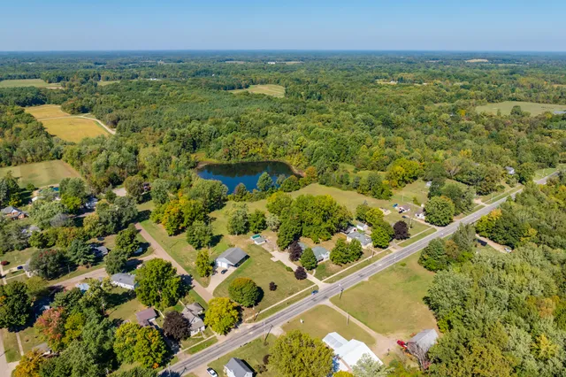 $400,000 | 508 North Van Buren Street, Bloomingdale, MI 49026