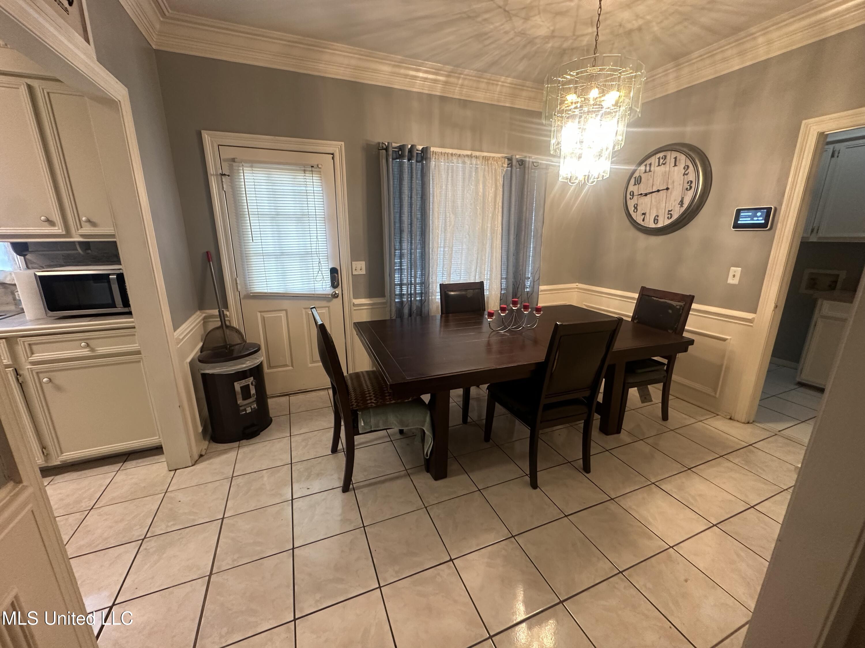 713 Hawthorn Green Drive Ridgeland, MS 39157 - Photo 7 of 17 Dining room