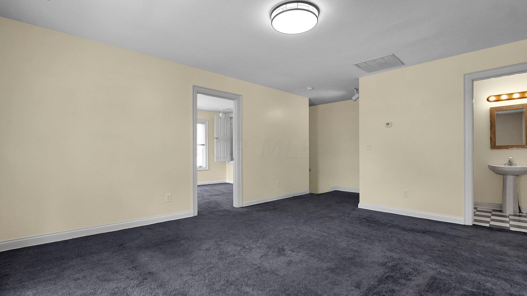 8069 Flint Road Columbus, OH 43235 - Photo 48 of 75 In-Law Suite