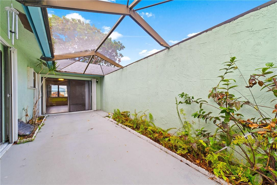 9124 Southwest 22nd Street, Unit B Boca Raton, FL 33428 - Photo 32 of 45 Photo 32