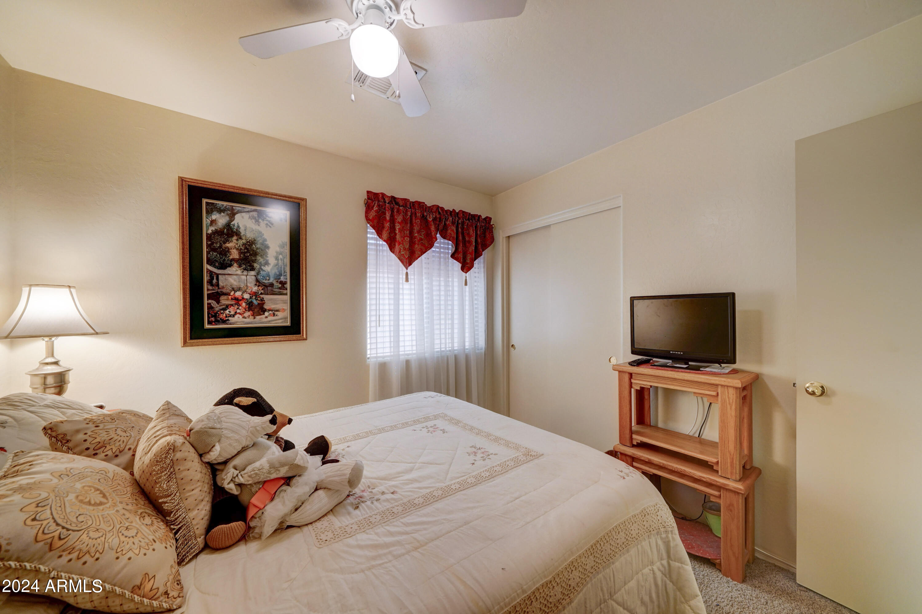 3826 South Bowman Road Apache Junction, AZ 85119 - Photo 16 of 29 3826 S Bowman-15