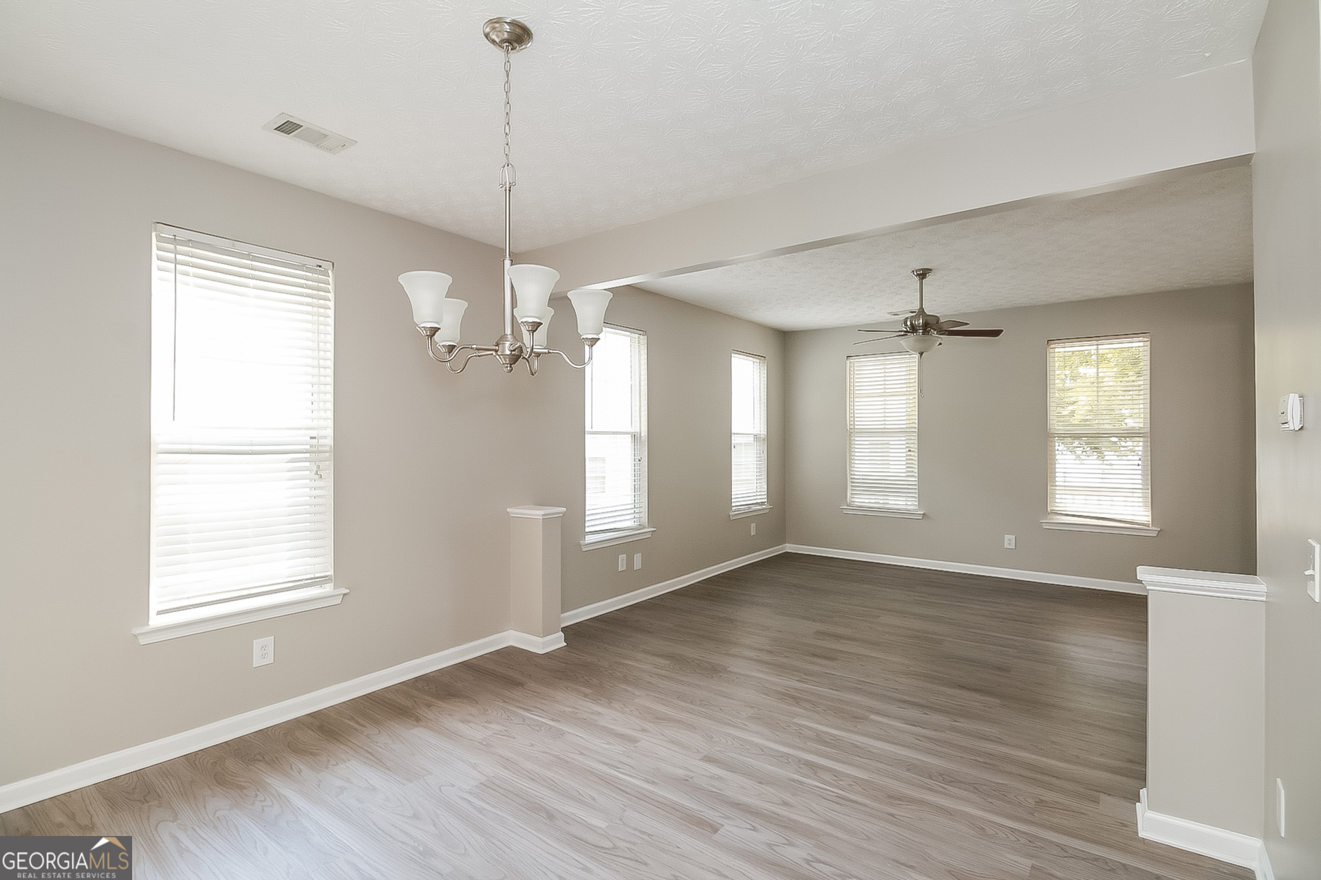 4627 Legacy Square Atlanta, GA 30349 - Photo 5 of 17