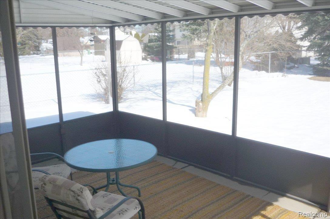 443 Merrimac Road Canton, MI 48188 - Photo 6 of 7 Sun Room