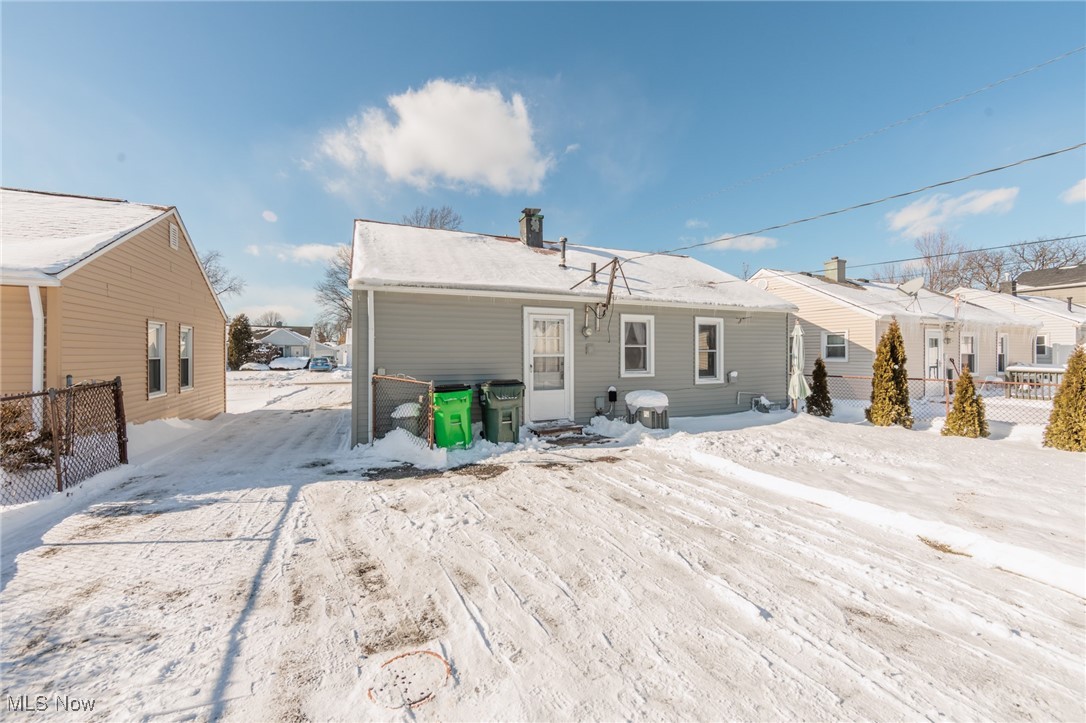 1671 Crestwood Road Cleveland, OH 44124 - Photo 28 of 28 Gallery Image 28