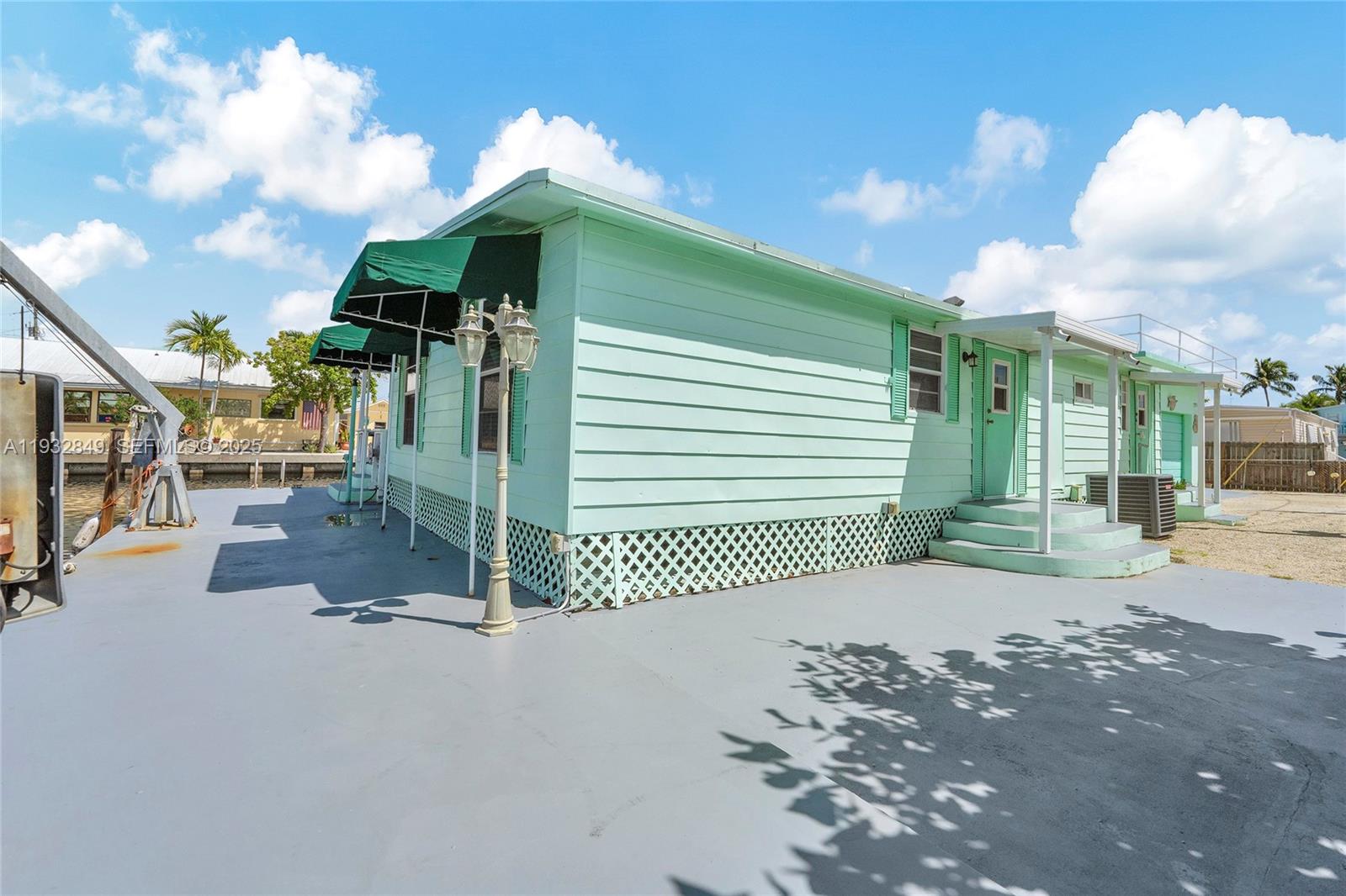 203 Allen Avenue Key Largo, FL 33037 - Photo 28 of 40