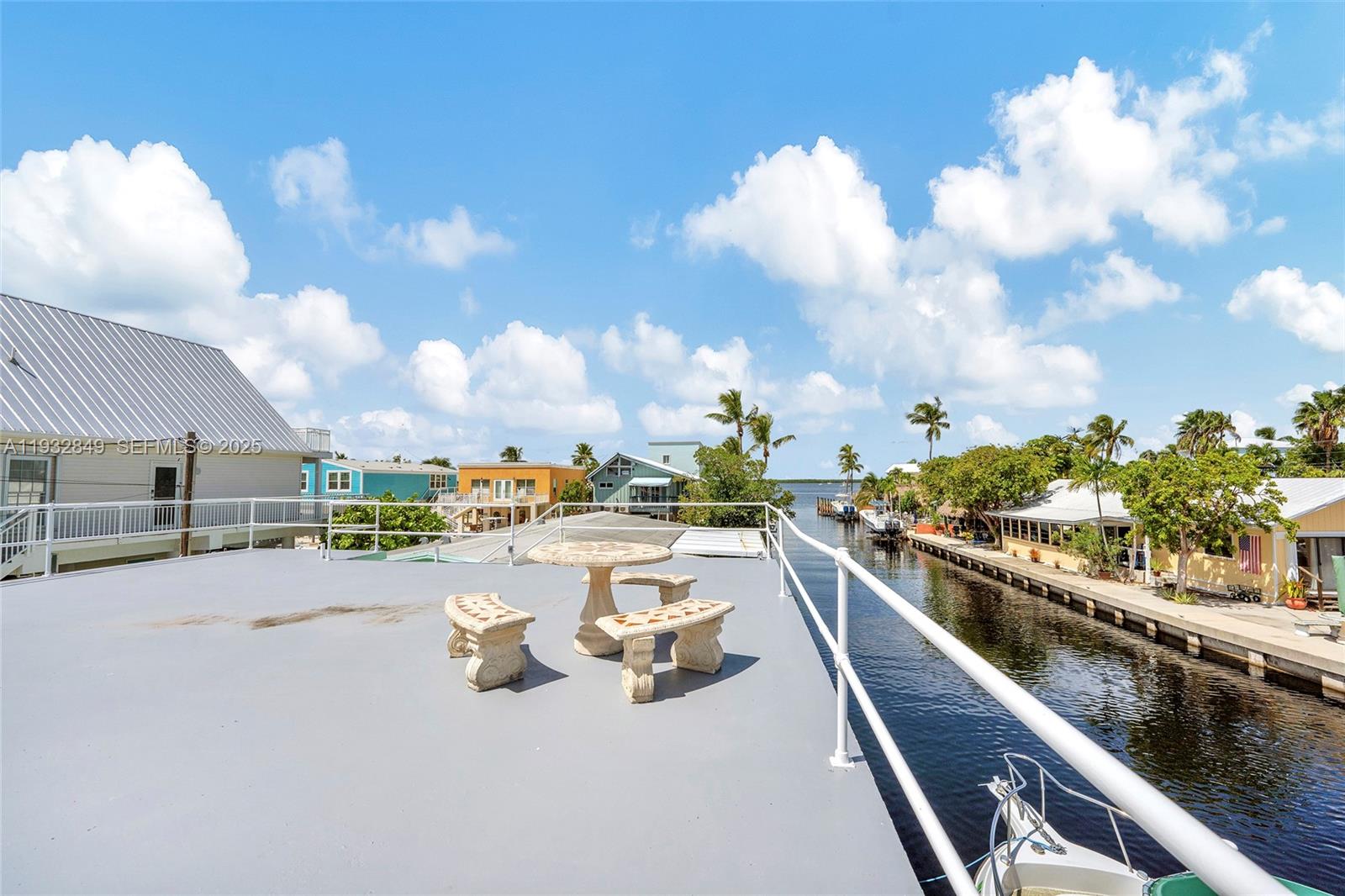 203 Allen Avenue Key Largo, FL 33037 - Photo 32 of 40