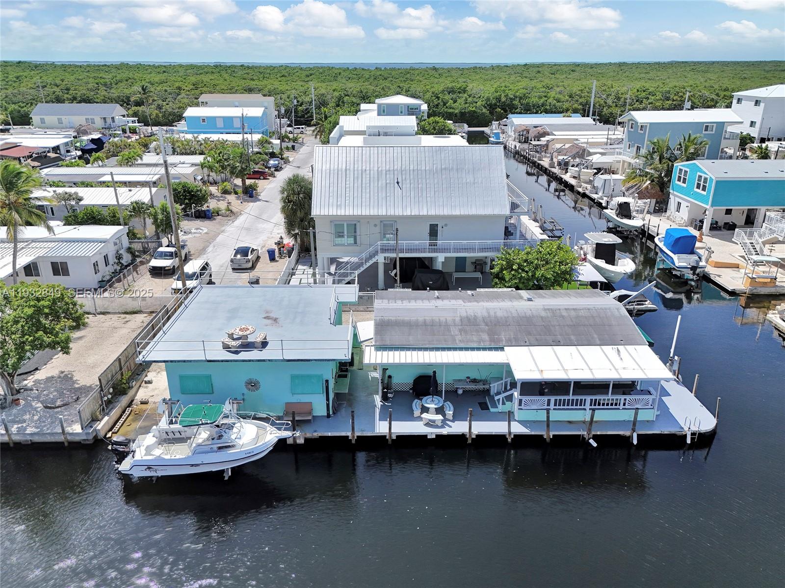 203 Allen Avenue Key Largo, FL 33037 - Photo 38 of 40