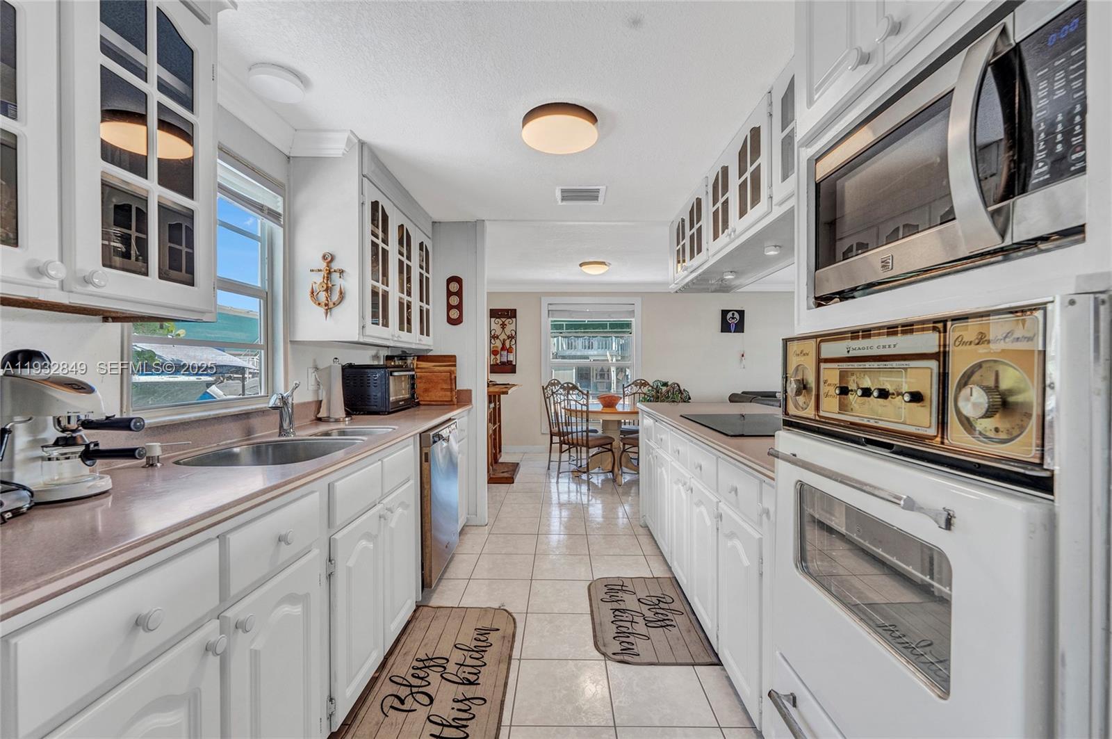 203 Allen Avenue Key Largo, FL 33037 - Photo 5 of 40