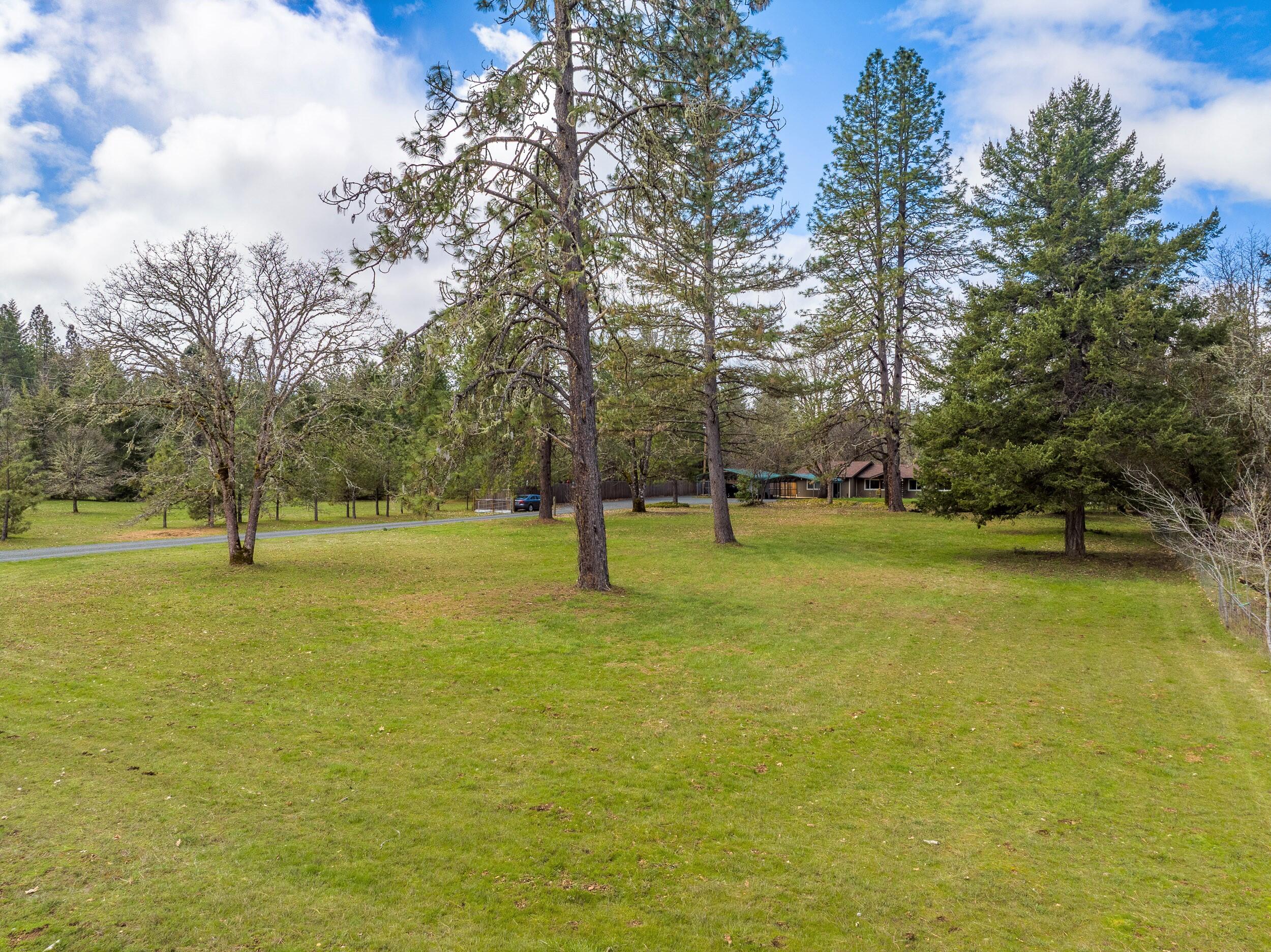 4515 Dick George Road Cave Junction, OR 97523 - Photo 30 of 33 42