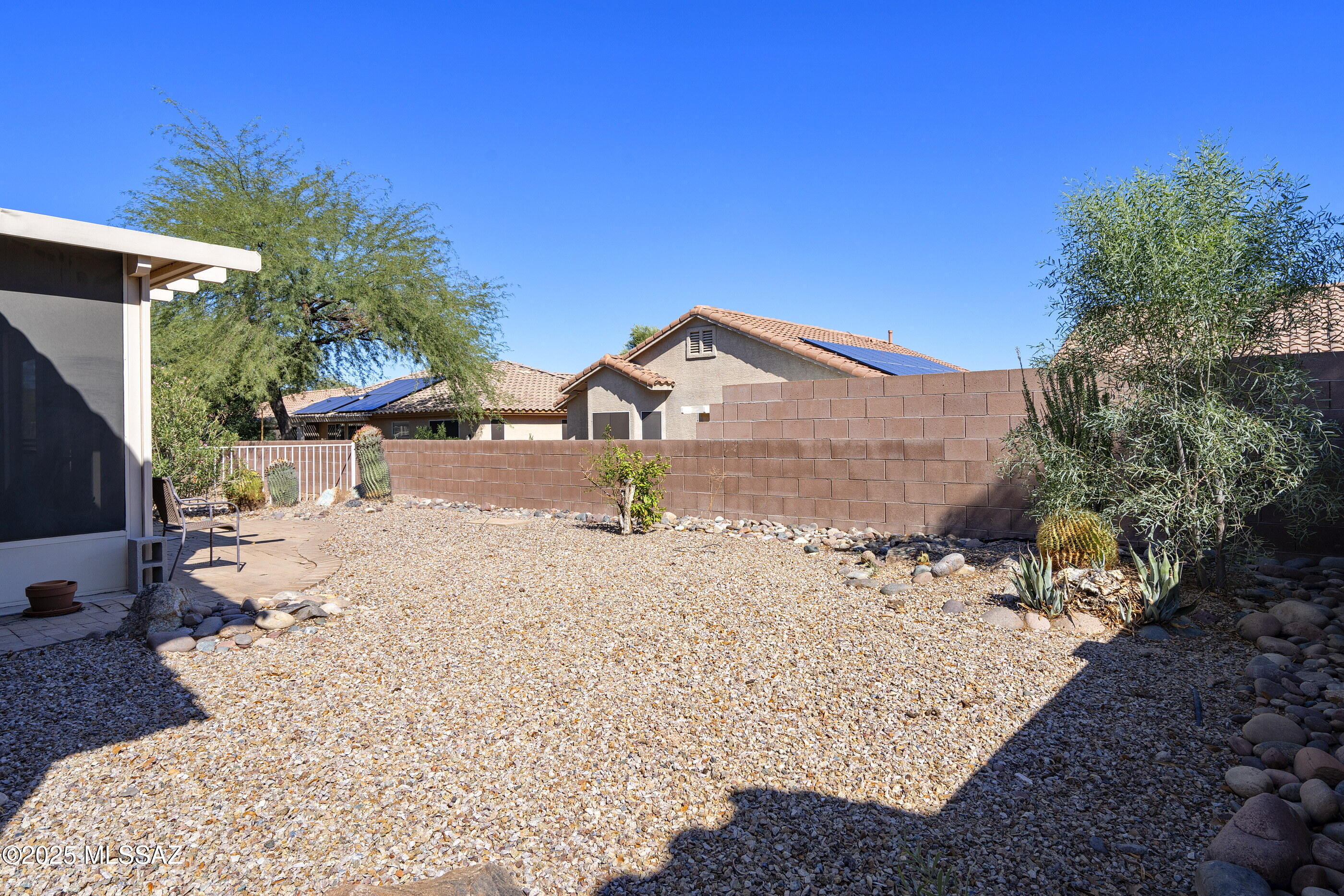 7626 West Amber Ridge Way Tucson, AZ 85743 - Photo 13 of 16