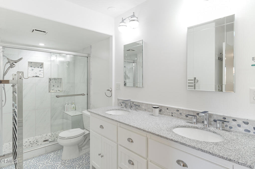 2375 Martinique Lane Oxnard, CA 93035 - Photo 20 of 26