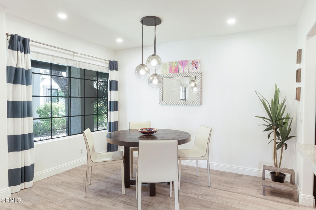 2375 Martinique Lane Oxnard, CA 93035 - Photo 7 of 26