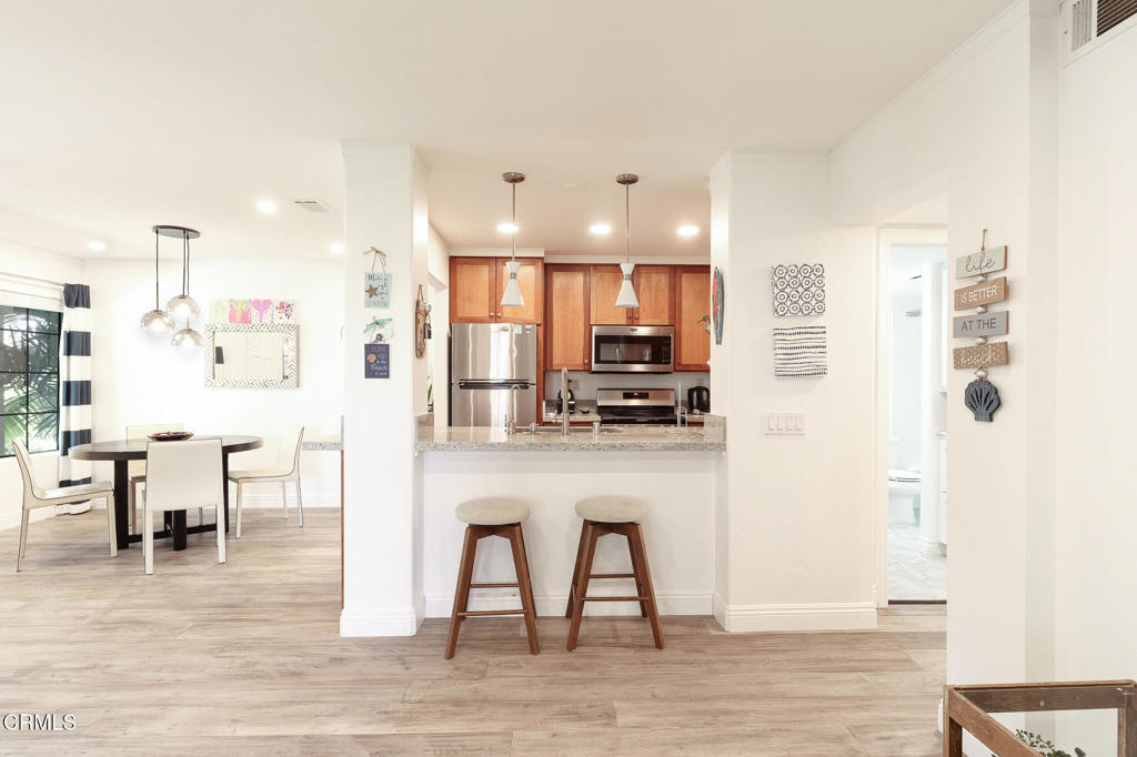 2375 Martinique Lane Oxnard, CA 93035 - Photo 8 of 26