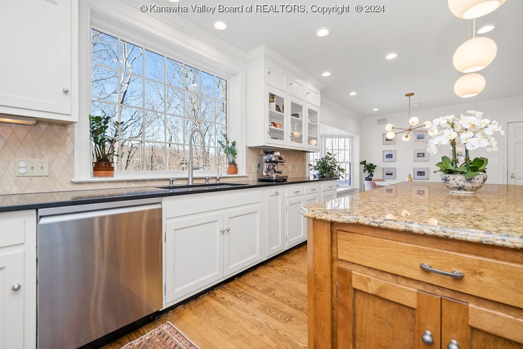 8 Hunter Point Road Charleston, WV 25314 - Photo 12 of 43 Gallery Image 12