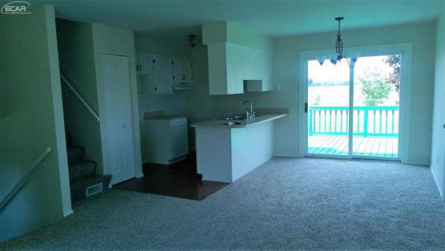 12091 North Lewis Road Clio, MI 48420 - Photo 6 of 17 21215814-5.JPG