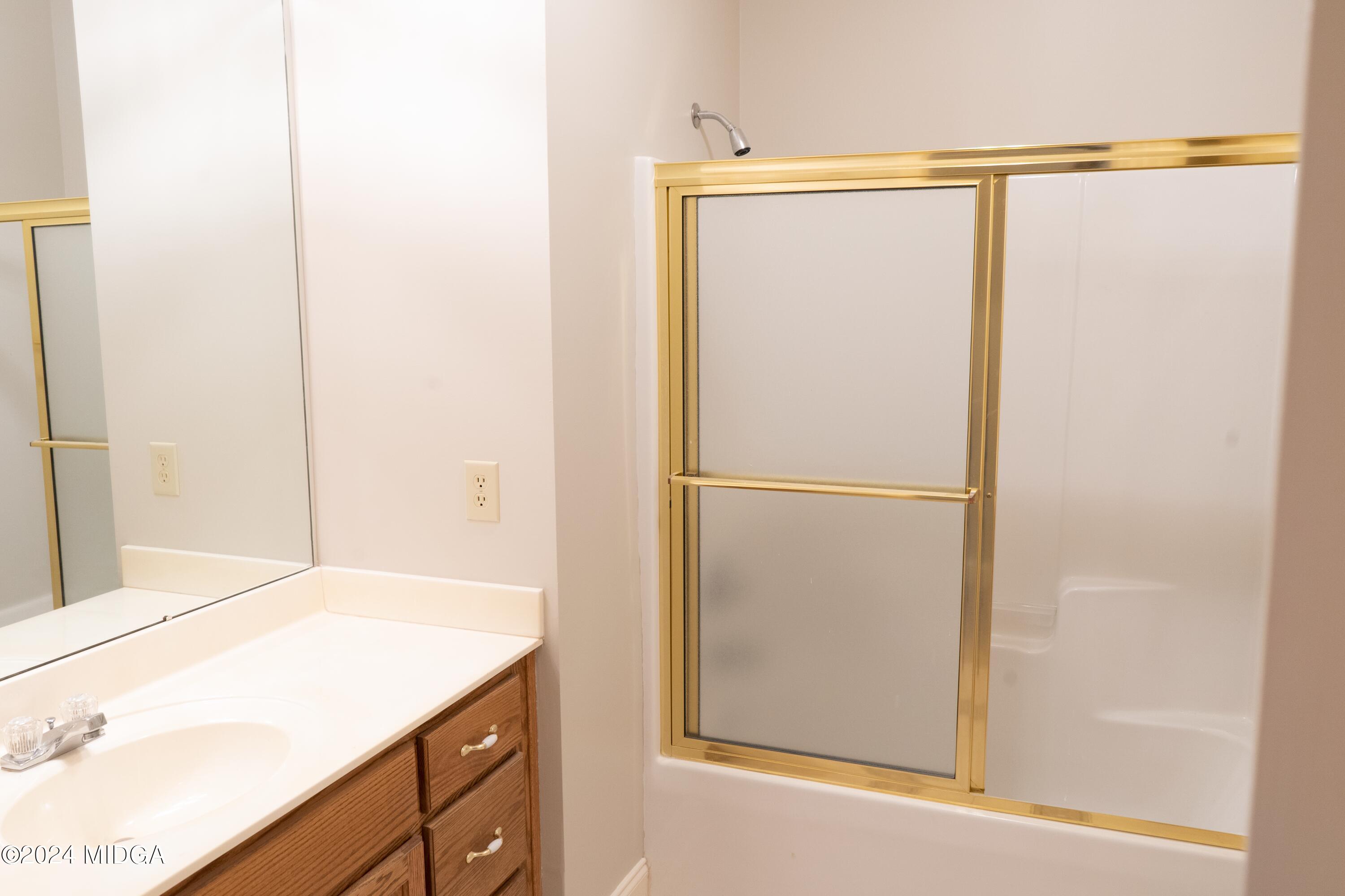 4104 Sardis Church Road Macon, GA 31216 - Photo 30 of 38 Full bath 1