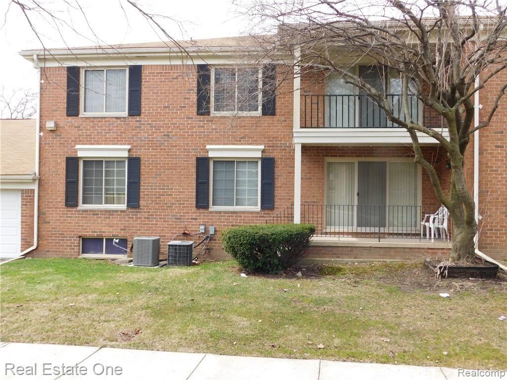 29656 Middlebelt Road, Unit 26 Farmington Hills, MI 48334 - Photo 5 of 39