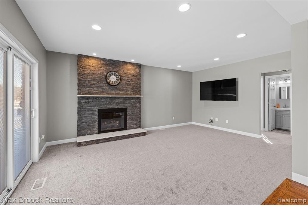 2528 Rambling Way Bloomfield Hills, MI 48302 - Photo 16 of 31