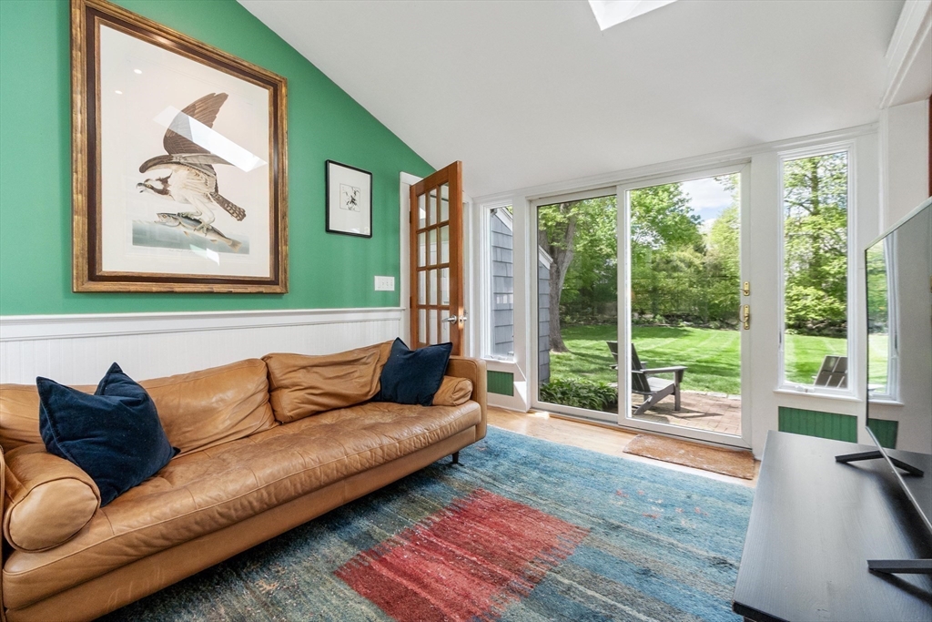 59 Martin Road Concord, MA 01742 - Photo 15 of 37