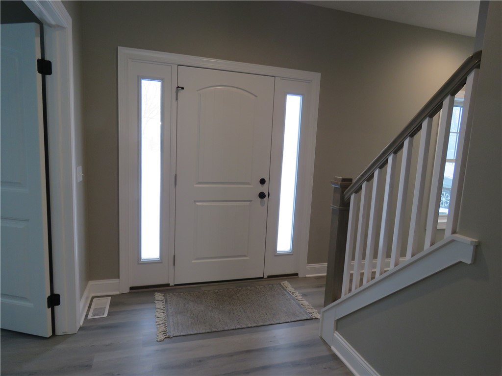 281 Collamer Road Parma, NY 14468 - Photo 2 of 35