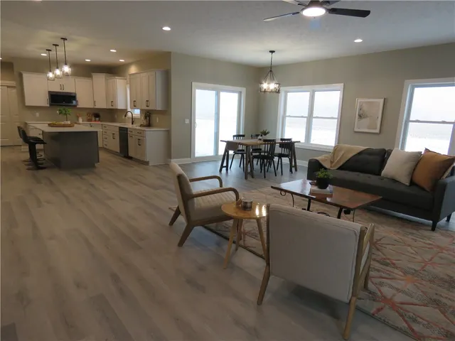 $549,900 | 281 Collamer Road, Parma, NY 14468