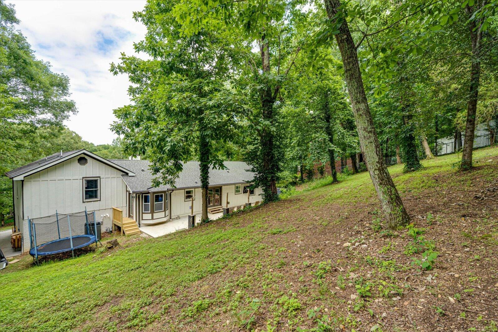 9302 Rockshire Lane Chattanooga, TN 37421 - Photo 38 of 40 39-9302 Rockshire-39