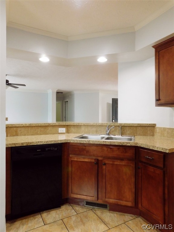 109 Jay's Road Farmville, VA 23901 - Photo 5 of 31 a bathroom with a granite countertop sink and a mirror