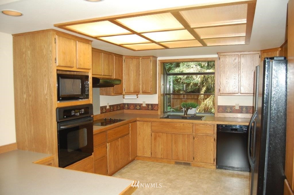 1925 Simmons Road Northwest Olympia, WA 98502 - Photo 10 of 25 Gallery Image 10